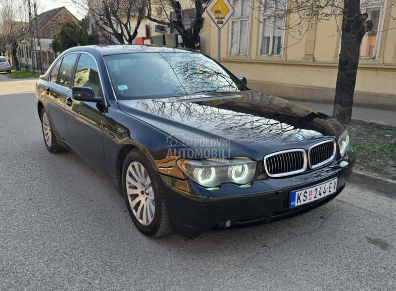 BMW 740 