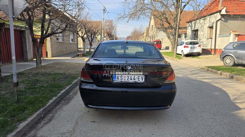 BMW 740 