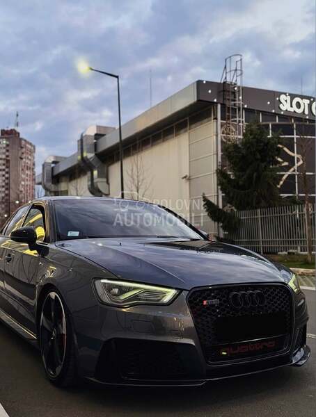 Audi RS3 