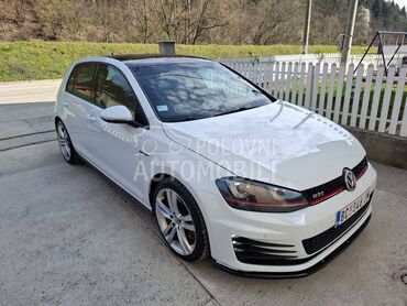 Volkswagen Golf 7 GTI//DSG