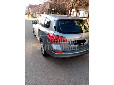 Opel Astra J 1.9ctdi