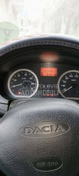 Dacia Logan 
