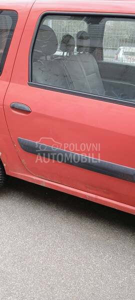 Dacia Logan 
