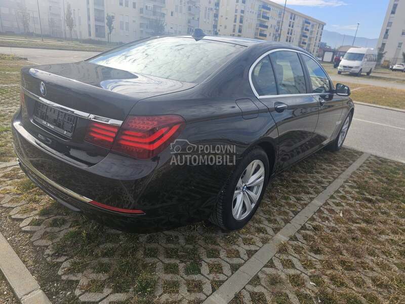 BMW 730 