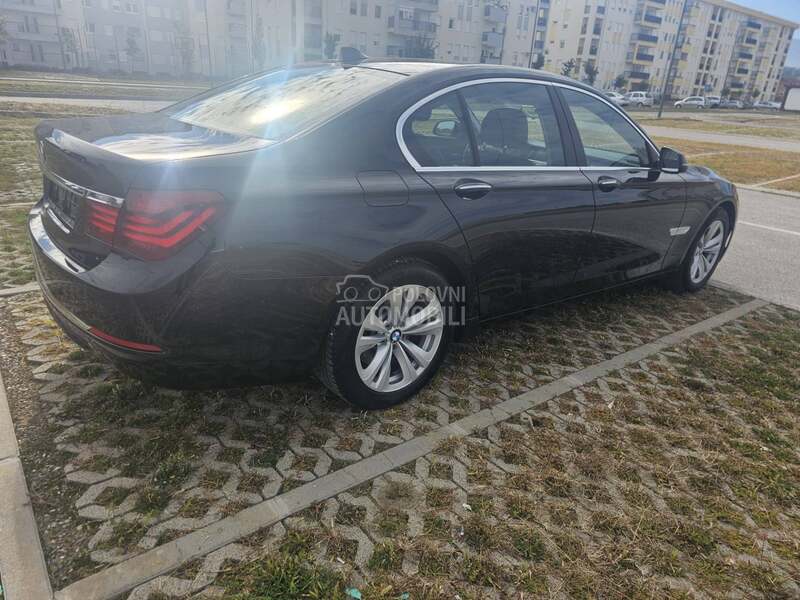 BMW 730 