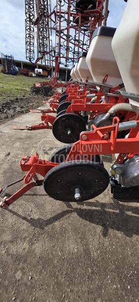 Kuhn Planter 3