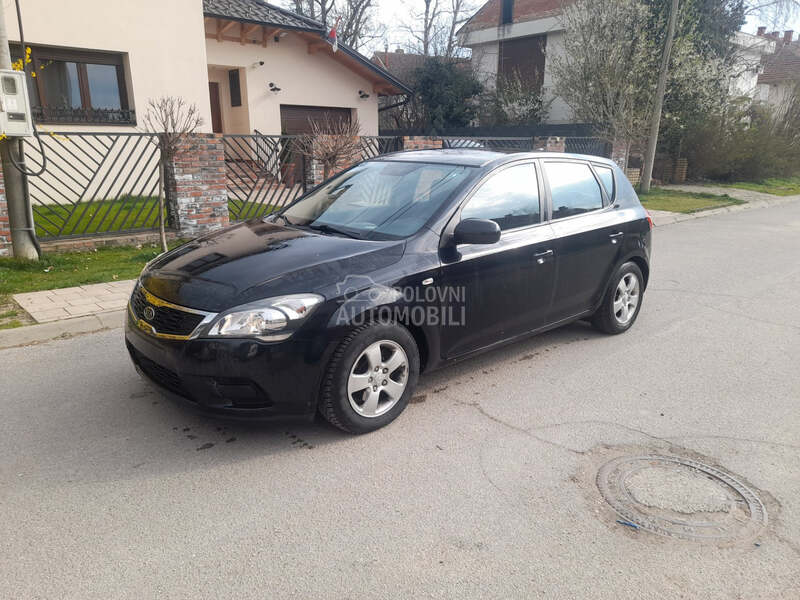 Kia cee`d 1.6 crdi