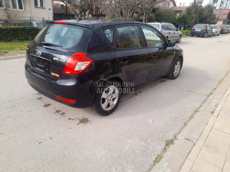 Kia cee`d 1.6 crdi