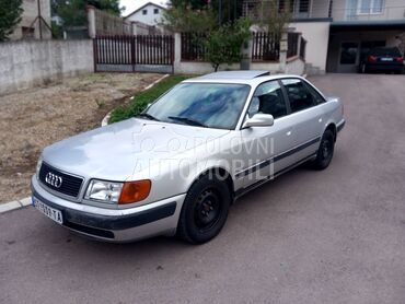 Audi 100 