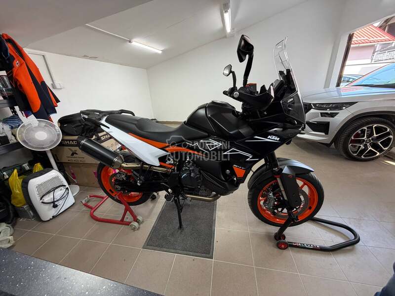 KTM 890 SMT