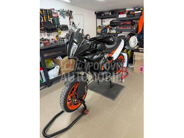 KTM 890 SMT