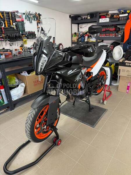 KTM 890 SMT