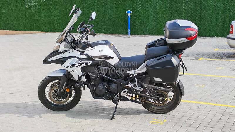 Benelli TRK 502X