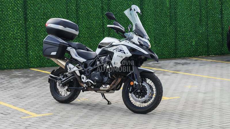 Benelli TRK 502X