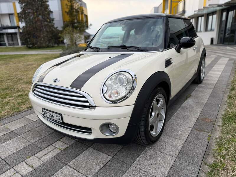 MINI Cooper 1.6