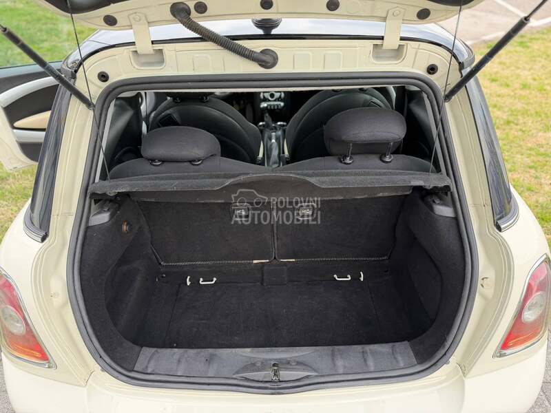 MINI Cooper 1.6