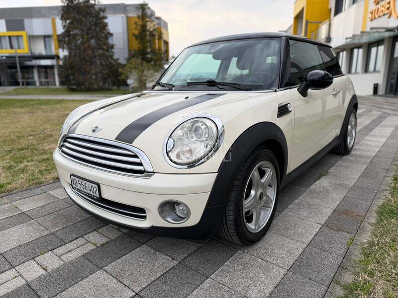 MINI Cooper 1.6