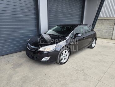 Opel Astra J 1.3 CDTI ECOFLEX