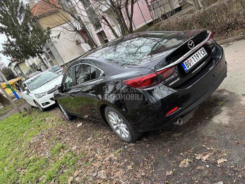 Mazda 6 
