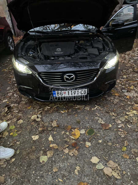 Mazda 6 