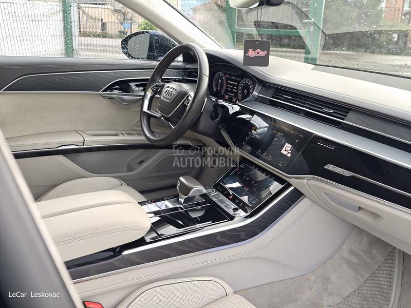 Audi A8 5.0 Sline