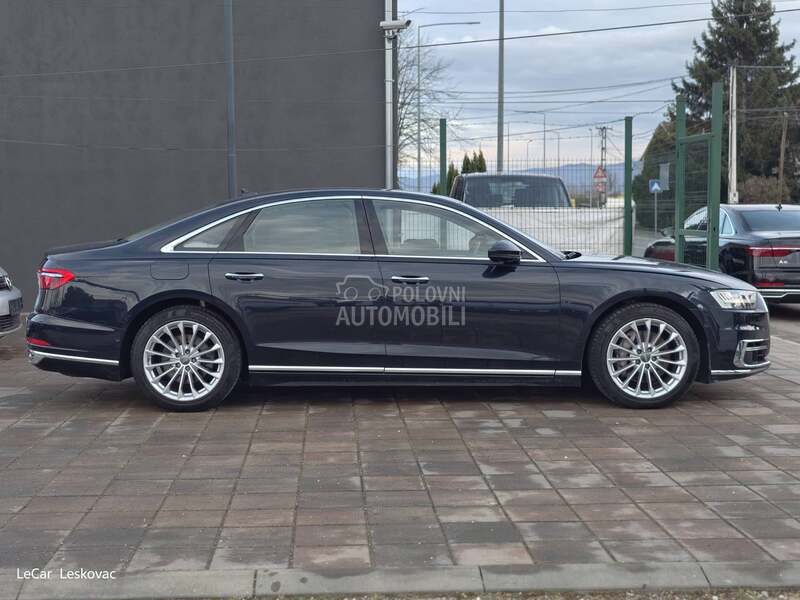 Audi A8 5.0 Sline