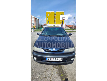 Renault Laguna 