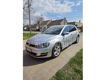 Volkswagen Golf 7 1.6 TDI Bluemotion