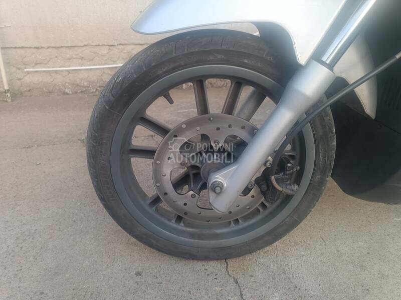 Piaggio Carnaby 250 ie