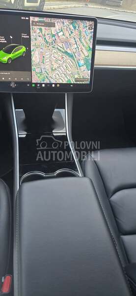 Tesla Model 3 STANDAR RANGE PLUS