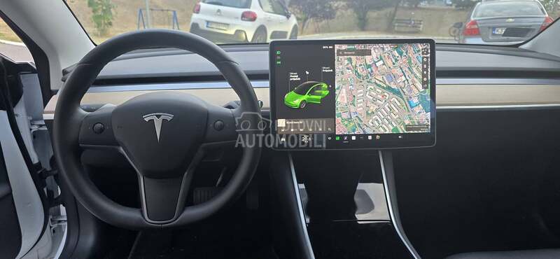 Tesla Model 3 STANDAR RANGE PLUS