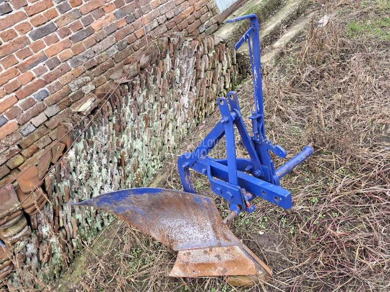 IMT Jednobrazni plug