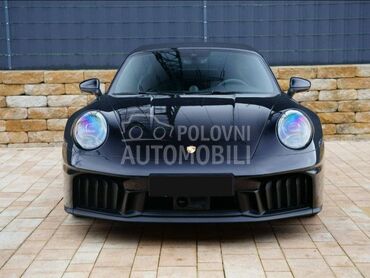 Porsche 911 Targa 4 GTS T-Hybrid