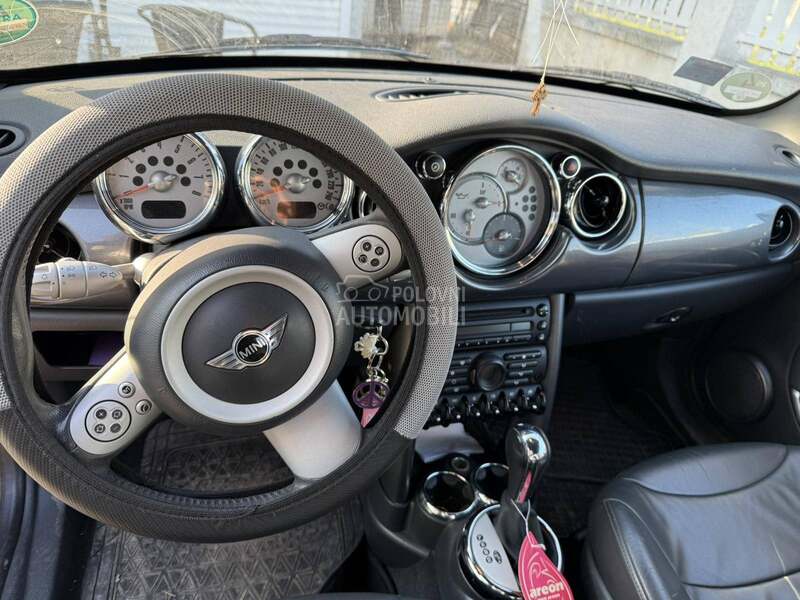 MINI Cooper 1.6