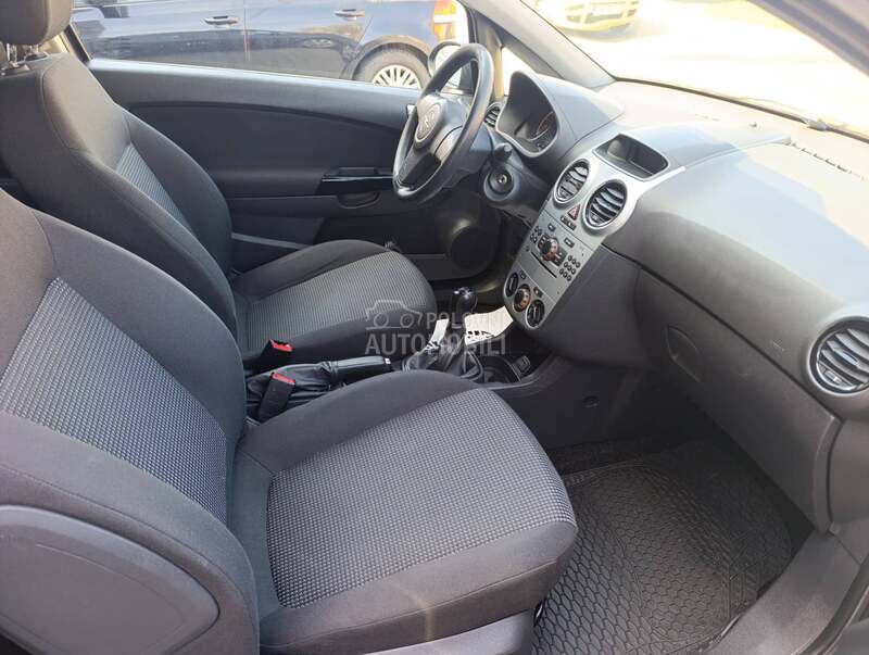 Opel Corsa D 1.2