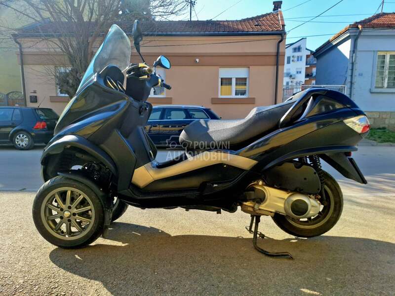 Piaggio MP3 125 RL