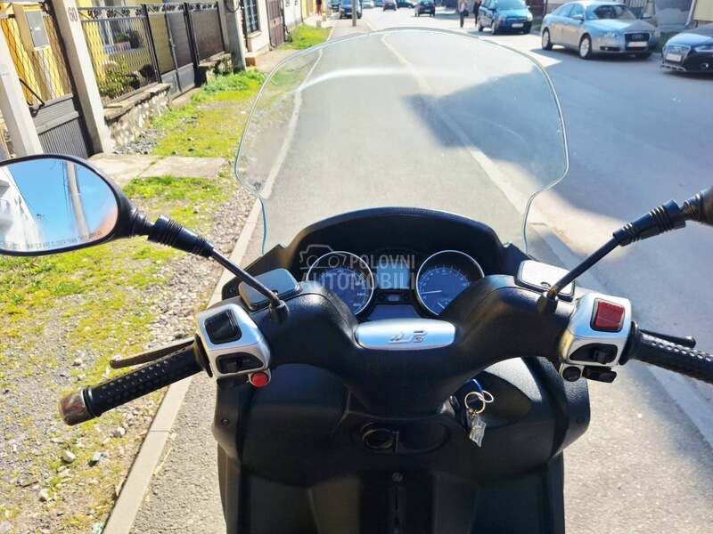 Piaggio MP3 125 RL