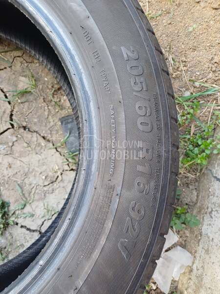 Kumho 205/60 R16 Letnja