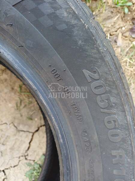 Kumho 205/60 R16 Letnja