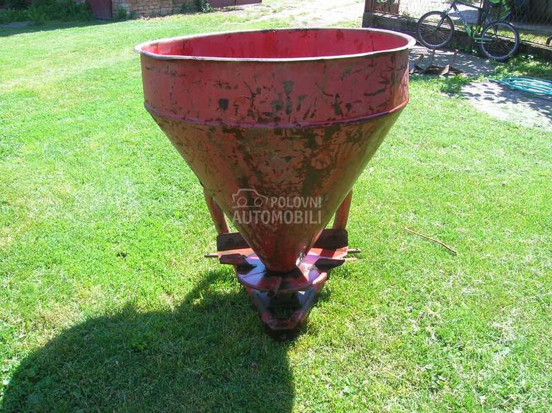 IMT rasipač veštaka