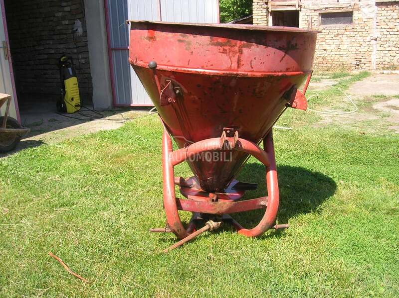 IMT rasipač veštaka