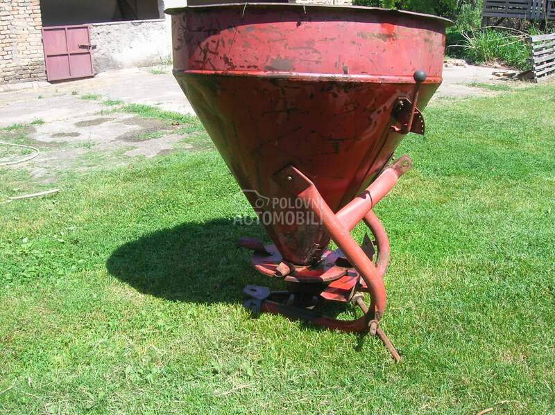 IMT rasipač veštaka