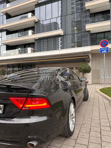Audi A7 