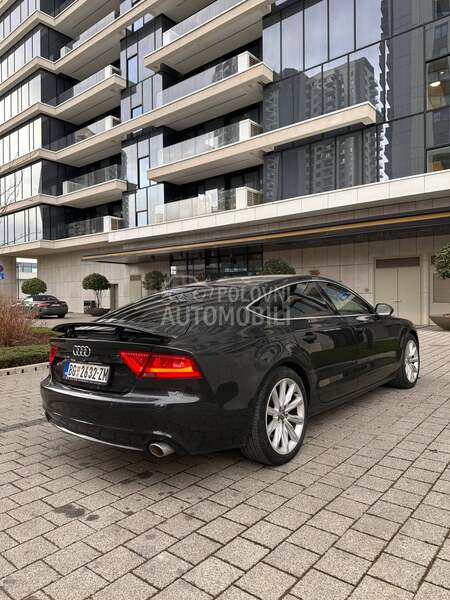 Audi A7 