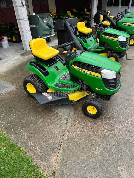 John Deere D110