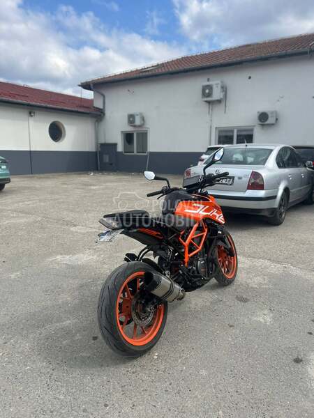 KTM Duke 390