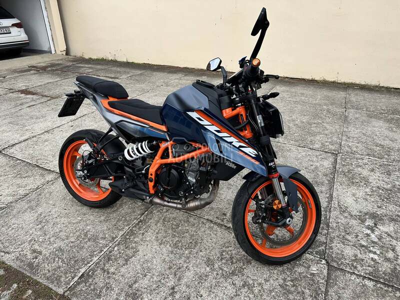 KTM 390 Duke