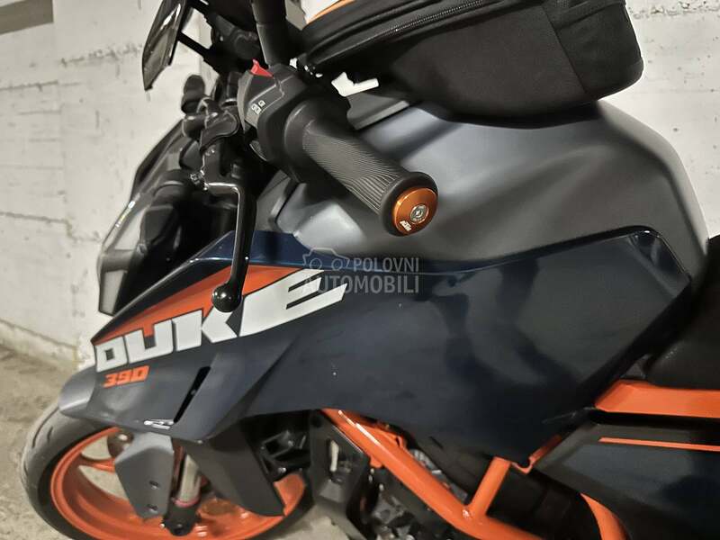 KTM 390 Duke