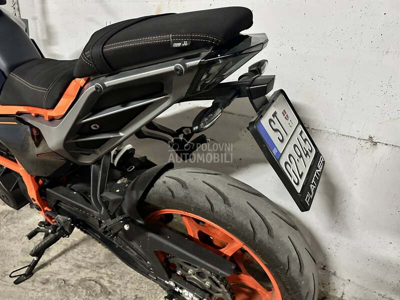 KTM 390 Duke