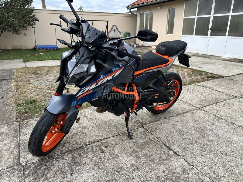 KTM 390 Duke